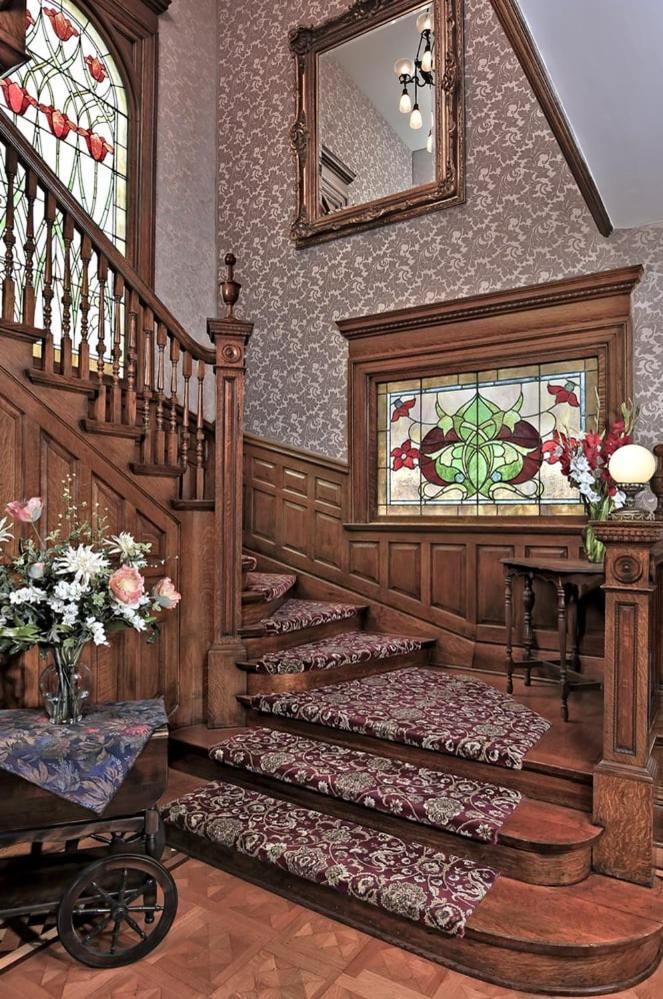 The Gibson Mansion Bed And Breakfast 미줄라 외부 사진
