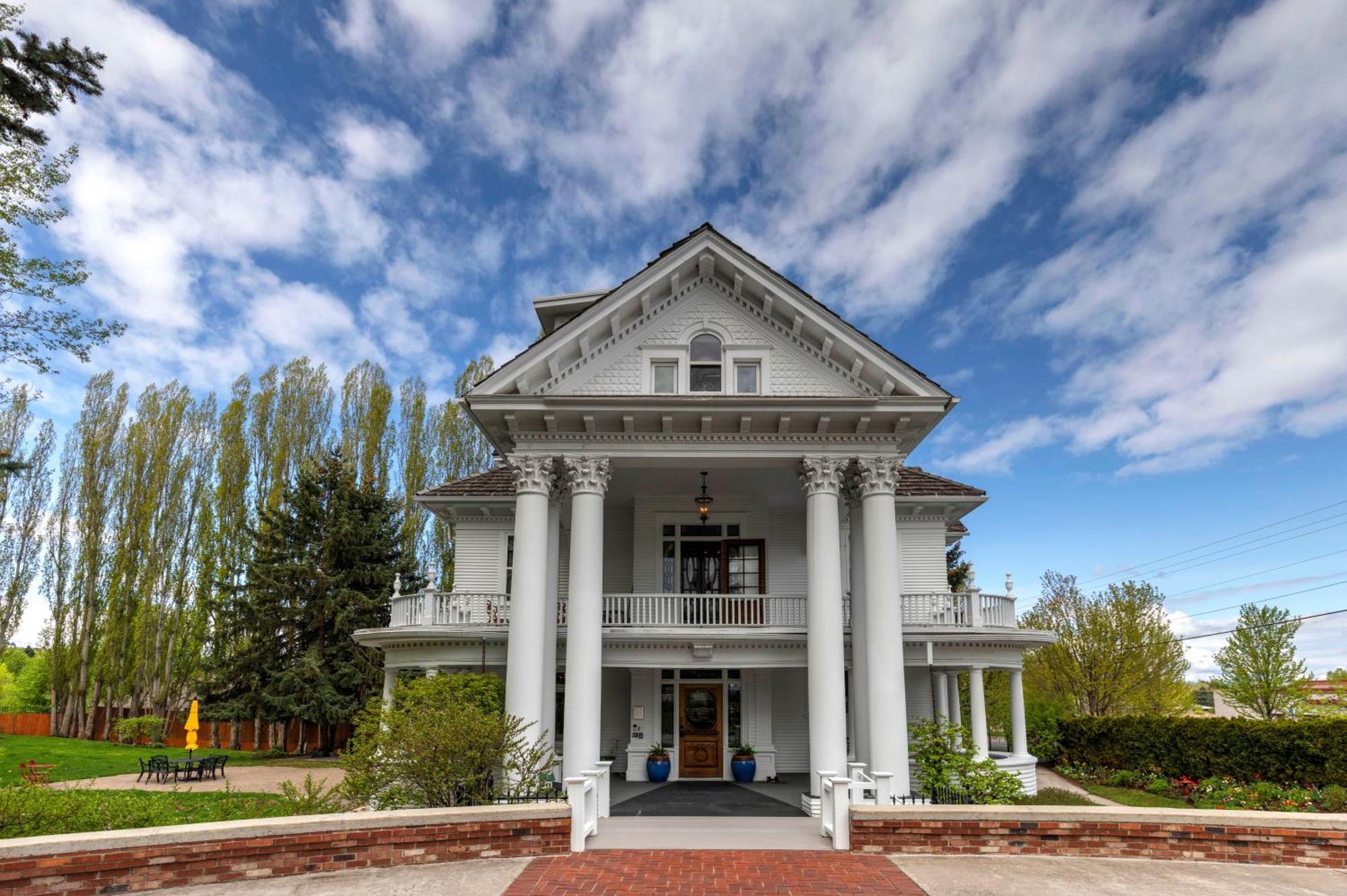 The Gibson Mansion Bed And Breakfast 미줄라 외부 사진
