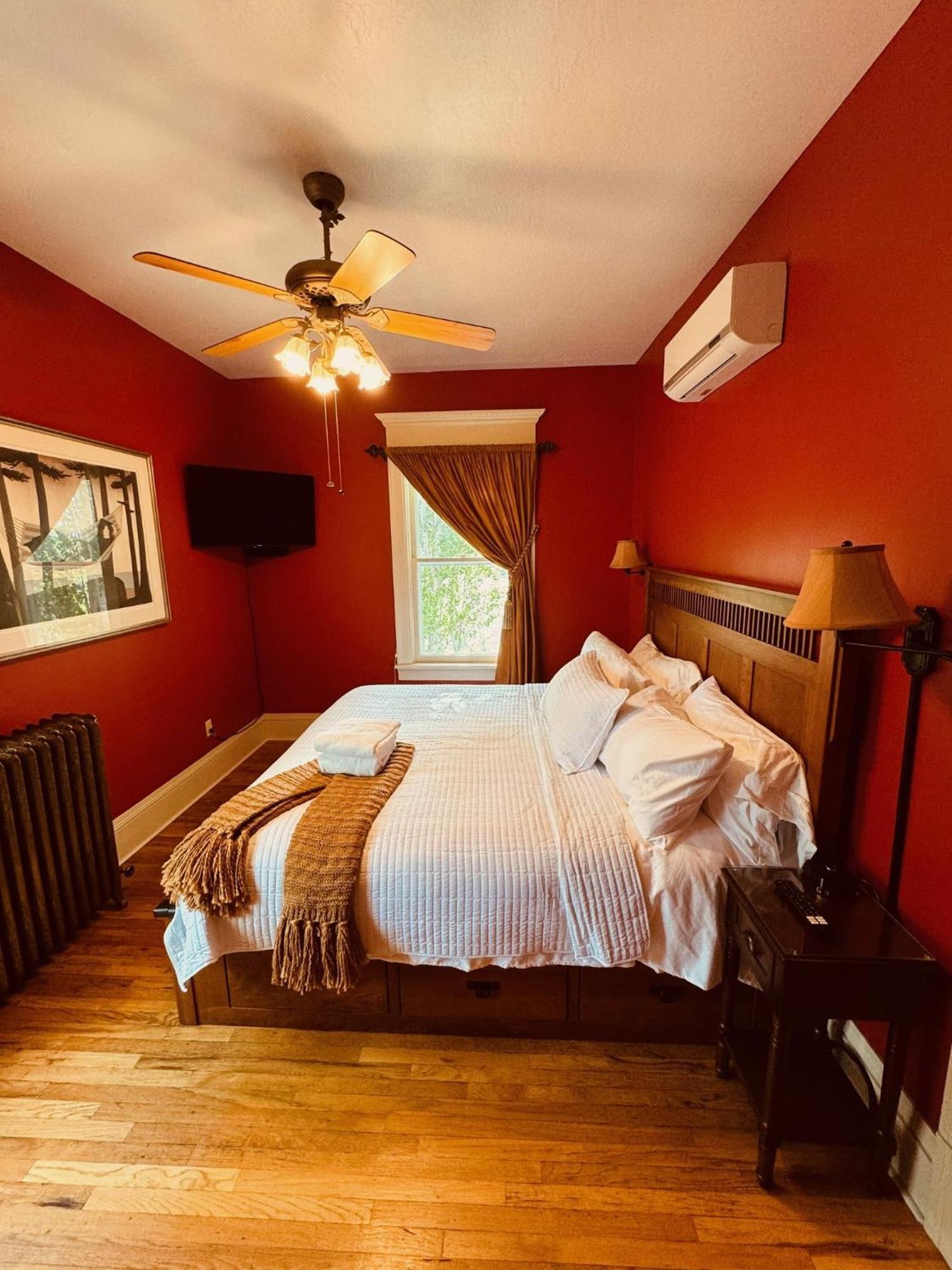 The Gibson Mansion Bed And Breakfast 미줄라 외부 사진