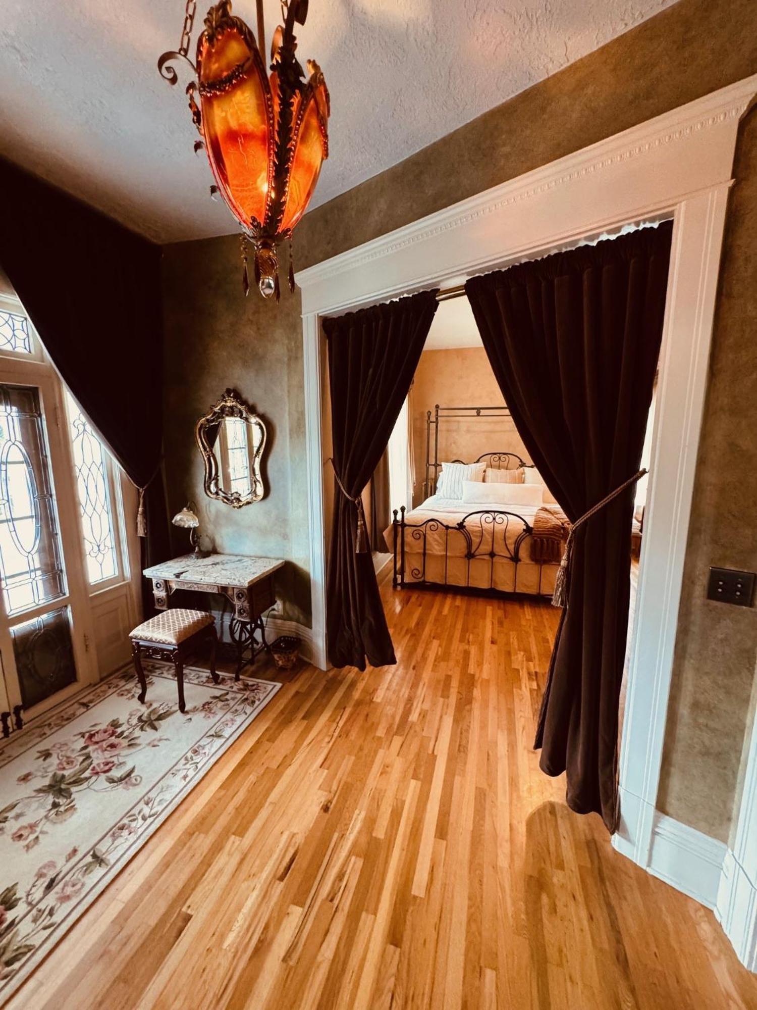 The Gibson Mansion Bed And Breakfast 미줄라 외부 사진