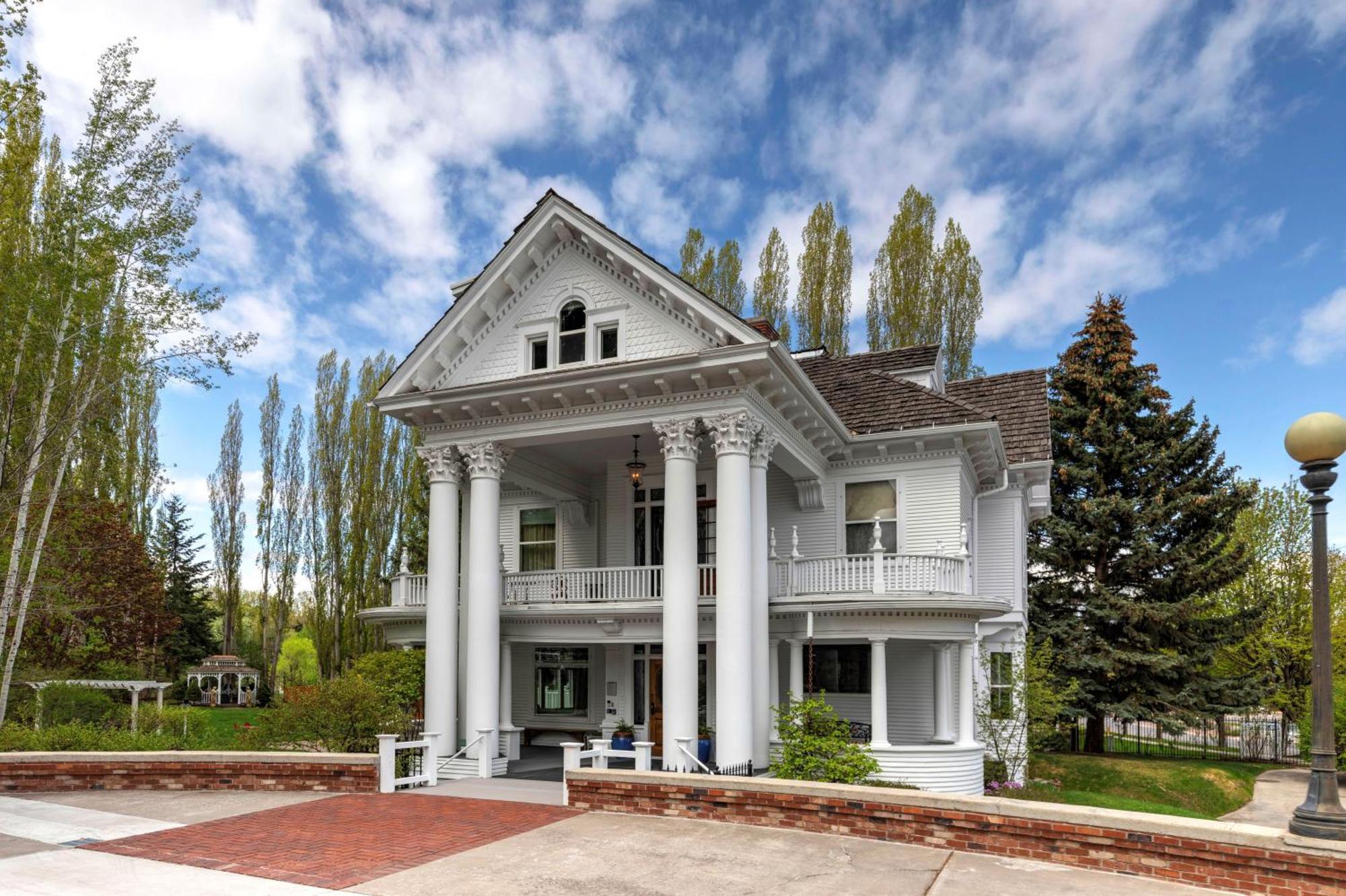 The Gibson Mansion Bed And Breakfast 미줄라 외부 사진