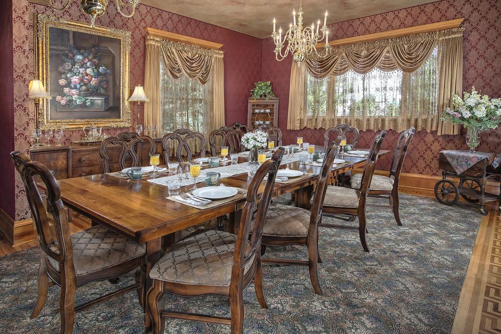 The Gibson Mansion Bed And Breakfast 미줄라 외부 사진